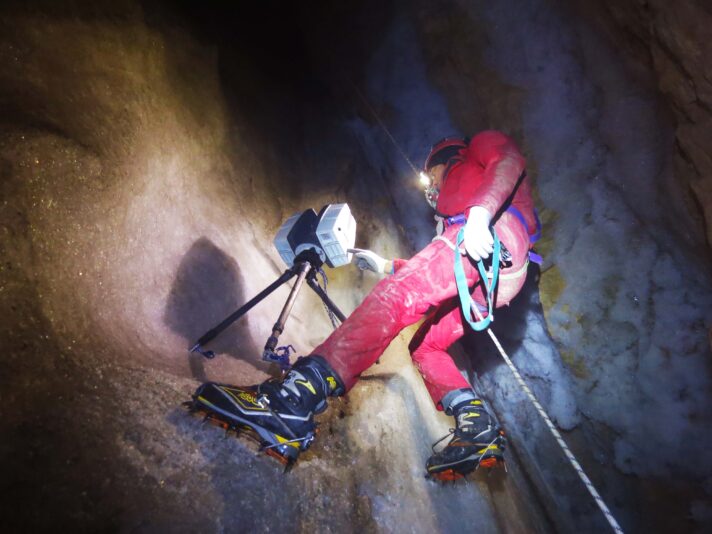 cenote-laserscanning-ice-caves