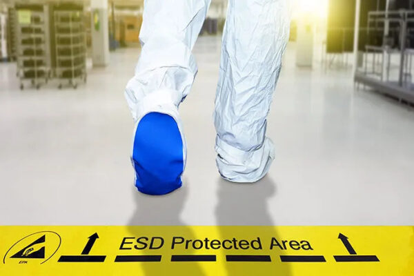 Pavimendo-in-resina-con-protezione-ESD