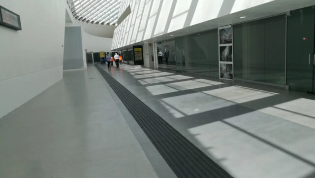 Pavimenti-in-resina-corridoi-stazione-Afragolo-NA-1536x867