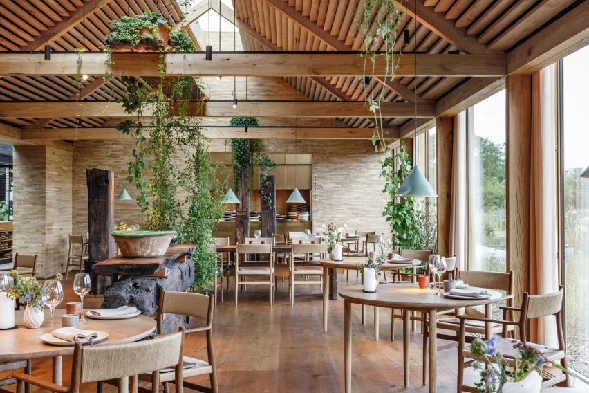 noma-big-architecture-interiors-restaurant-copenhagen-denmark_dezeen_2364_col_35-852x568
