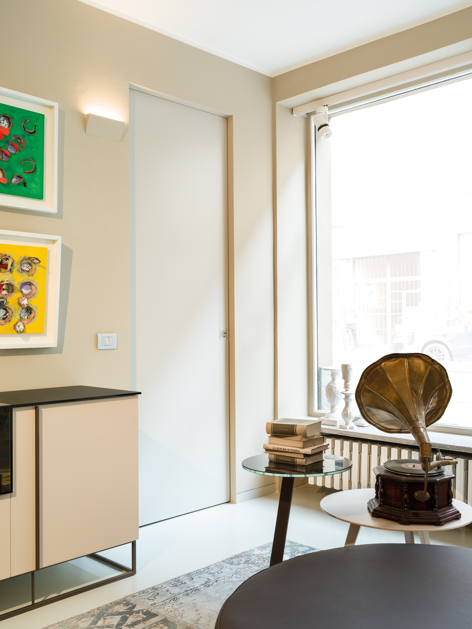 Porte a scomparsa con punti luce - immagine 11