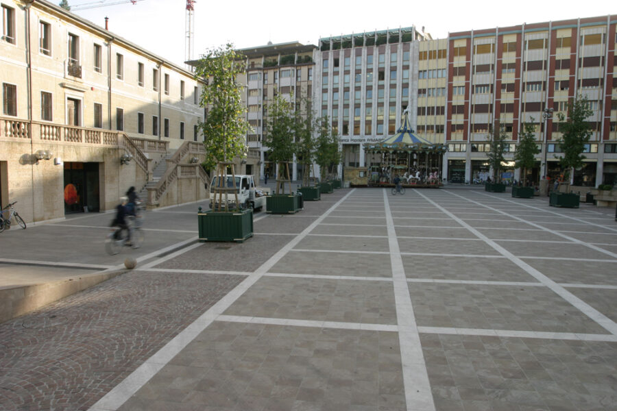 PIETRA-SANTAFIORA-PIAZZA-SAN-COSIMATO