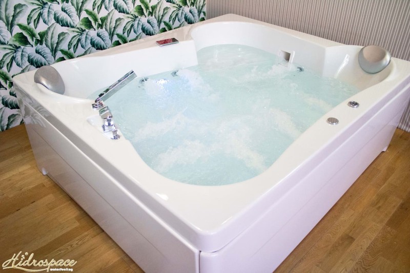 data_prod_img_mary_160_x_190_mini_piscina_spa_15_jpg_rw_800
