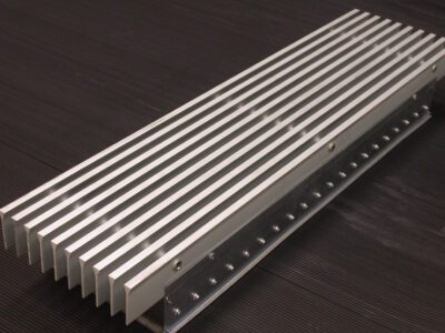 Accessorio Griglia 200 x 600 mm per pavimento Galleggiante e Flottante Petral