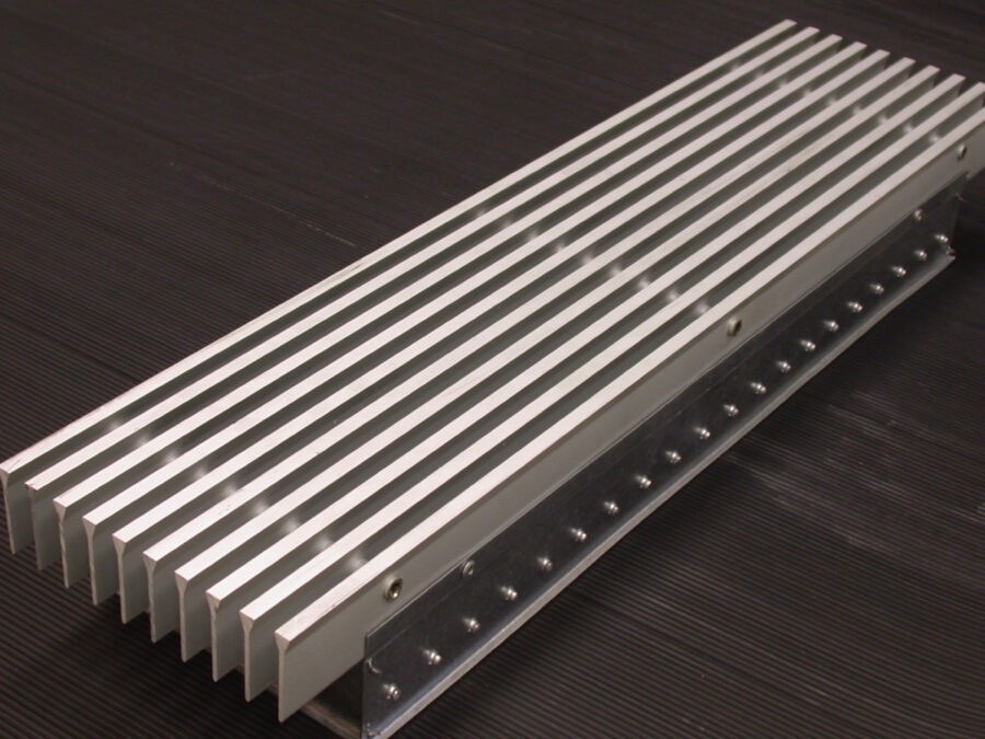 Accessorio Griglia 200 x 600 mm per pavimento Galleggiante e Flottante Petral