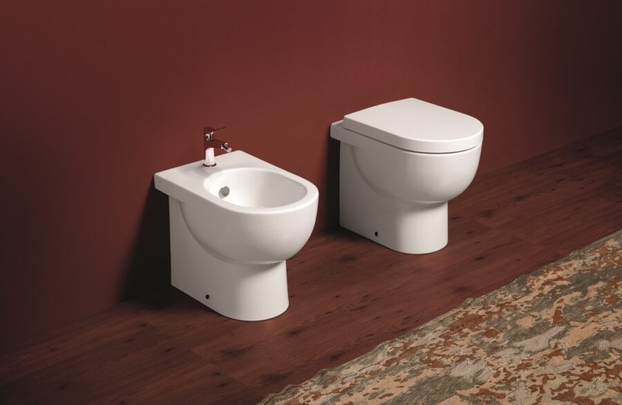 vaso-a-terra-filomuro-ceramica-bianca-e-line-simas_6879_zoom