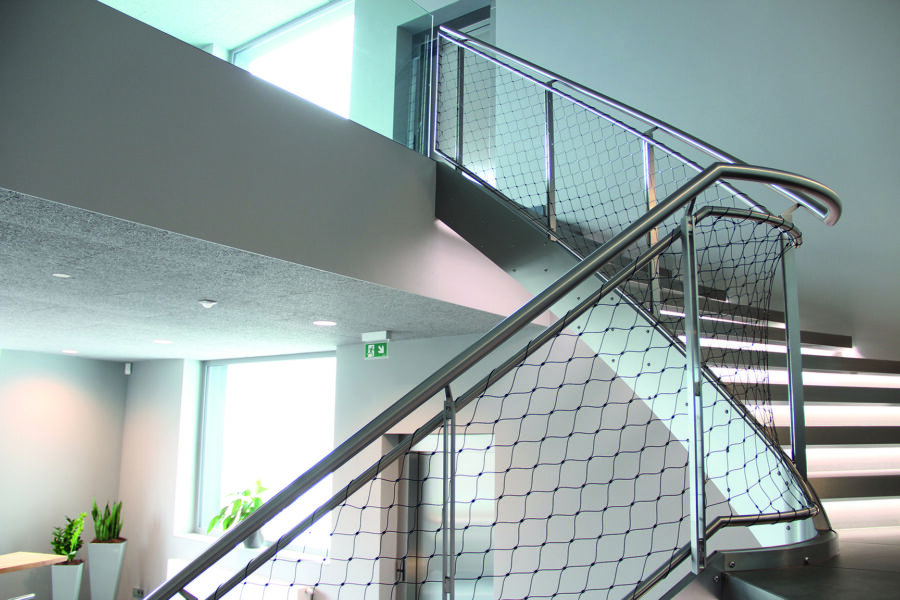 Parapetti con rete in acciaio inox X-TEND - Wolfsgruber