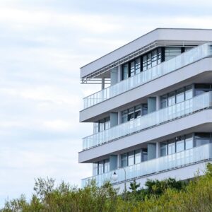 Turismo, 120 milioni per lo staff housing: alloggi a canone calmierato per i lavoratori stagionali
