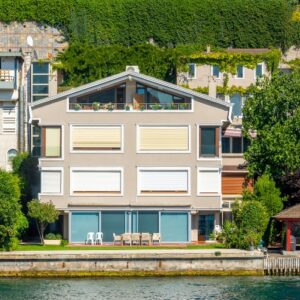 Staff House 2025–2027: 54 milioni per gli alloggi dei lavoratori del turismo