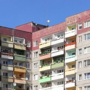 Efficientamento energetico case popolari: proroga per il secondo avviso del bando PNRR da 1,381 miliardi di euro