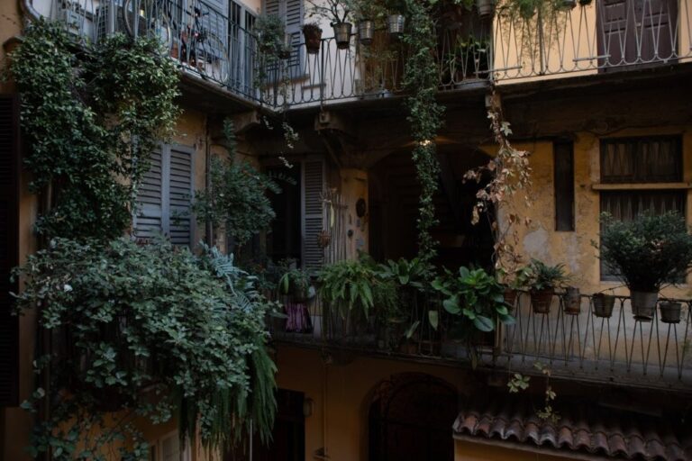 L’appartamento di una giovane coppia cambia volto grazie a scelte audaci di stile. Come la rubinetteria Ritmonio in finitura Black per l’ambiente bagno